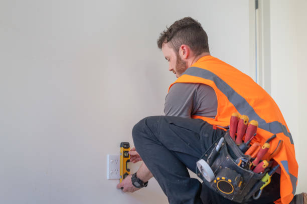 Best Local Electrician Companies  in Columbia Heights, MN